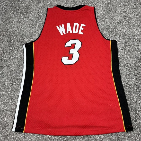 ✔️MITCHELL AND NESS 05-06 MIAMI HEATS DWAYNE WADE SWINGMAN JERSEY - Picture 7 of 15